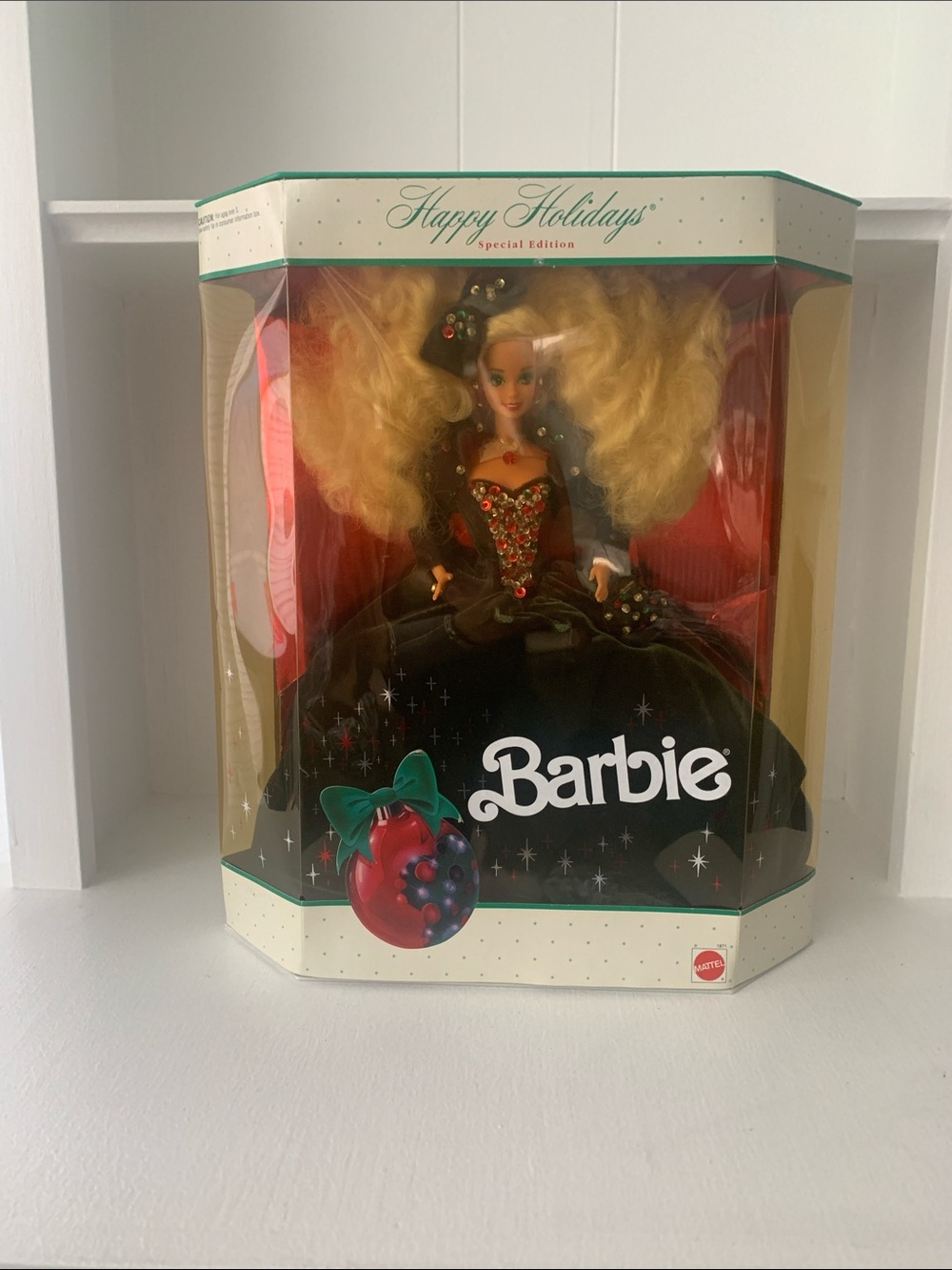 1991 Vintage Happy Holidays Barbie -Special Edition